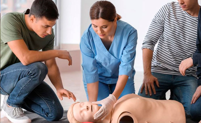 Curso brigadista y primeros auxilios